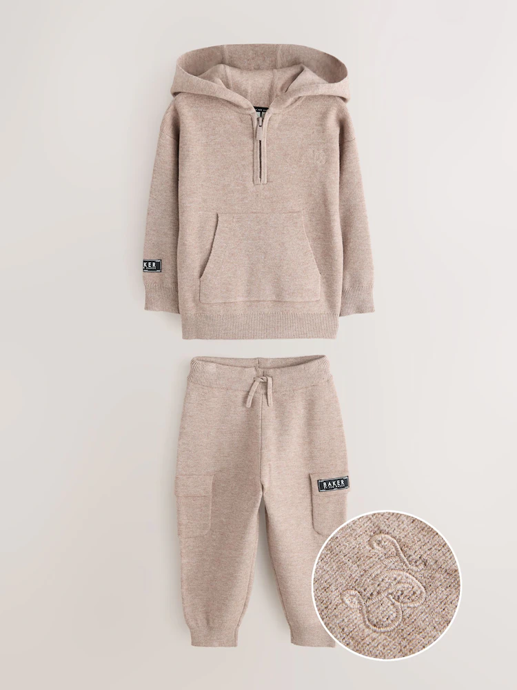 F68596s.jpg Baker by Ted Baker Knitted Funnel Zip Neck Top and Jogger Set. Immediate - Image 3