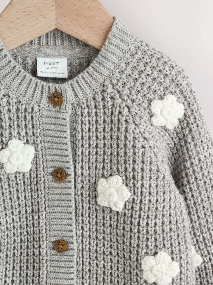 AR9487s3 Grey Crochet Flowers Baby Knitted Cardigan (0mths-3yrs) - Image 3