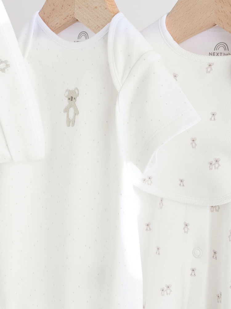 AW4744s7.jpg White Baby Sleepsuit, Bodysuit, Beanie and Bib Set 4 Piece (0-9mths) - Image 5