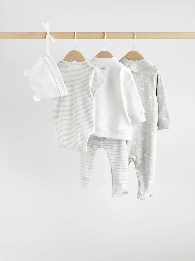 F79359s8.jpg Grey Star Baby Bundle Gift Set 7 Piece (0-18mths) - Image 7