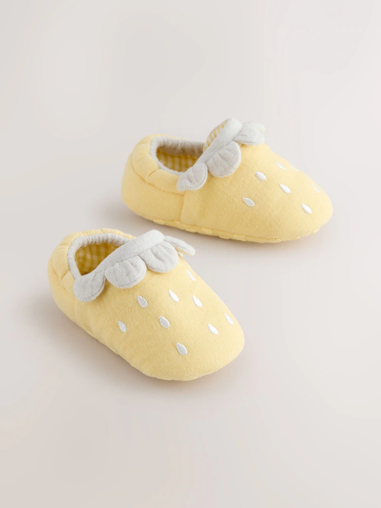 yellow lemon baby slip on shoes (0 18mths) yellow lemon baby slip on shoes (0 18mths)