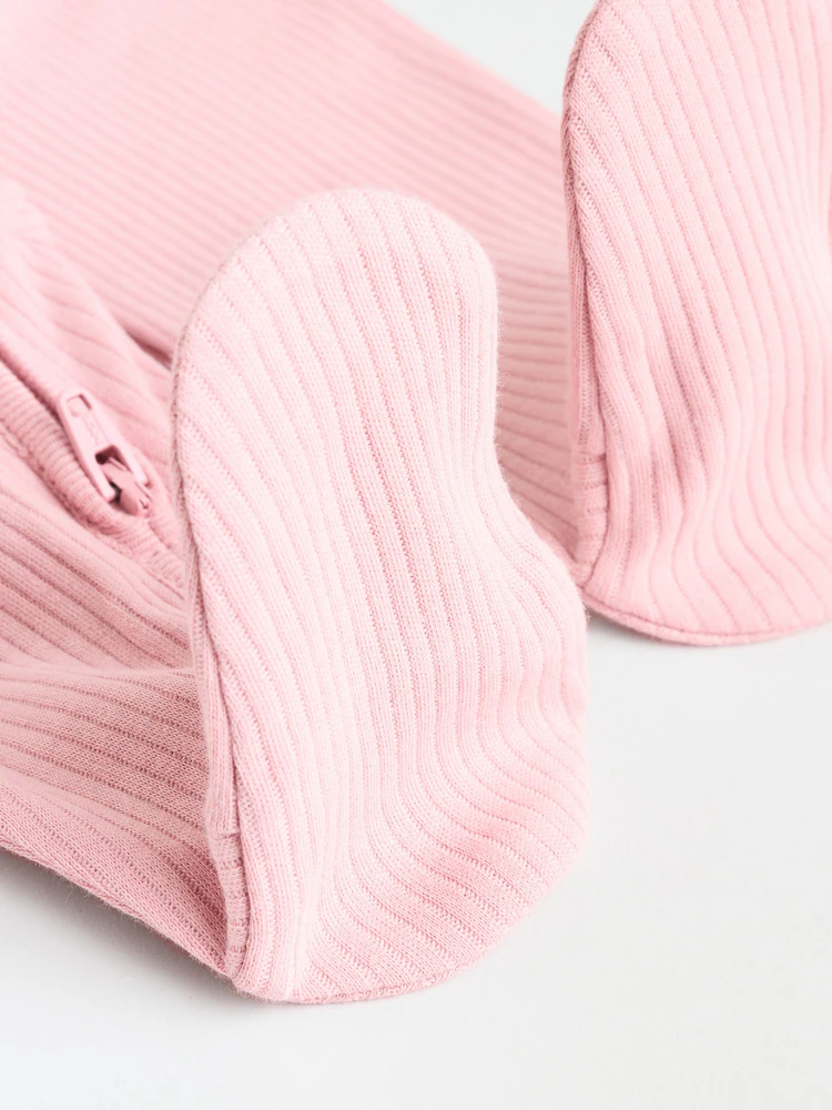 pink 5 pack two way zip baby sleepsuits (0 2yrs) pink 5 pack two way zip baby sleepsuits (0 2yrs)