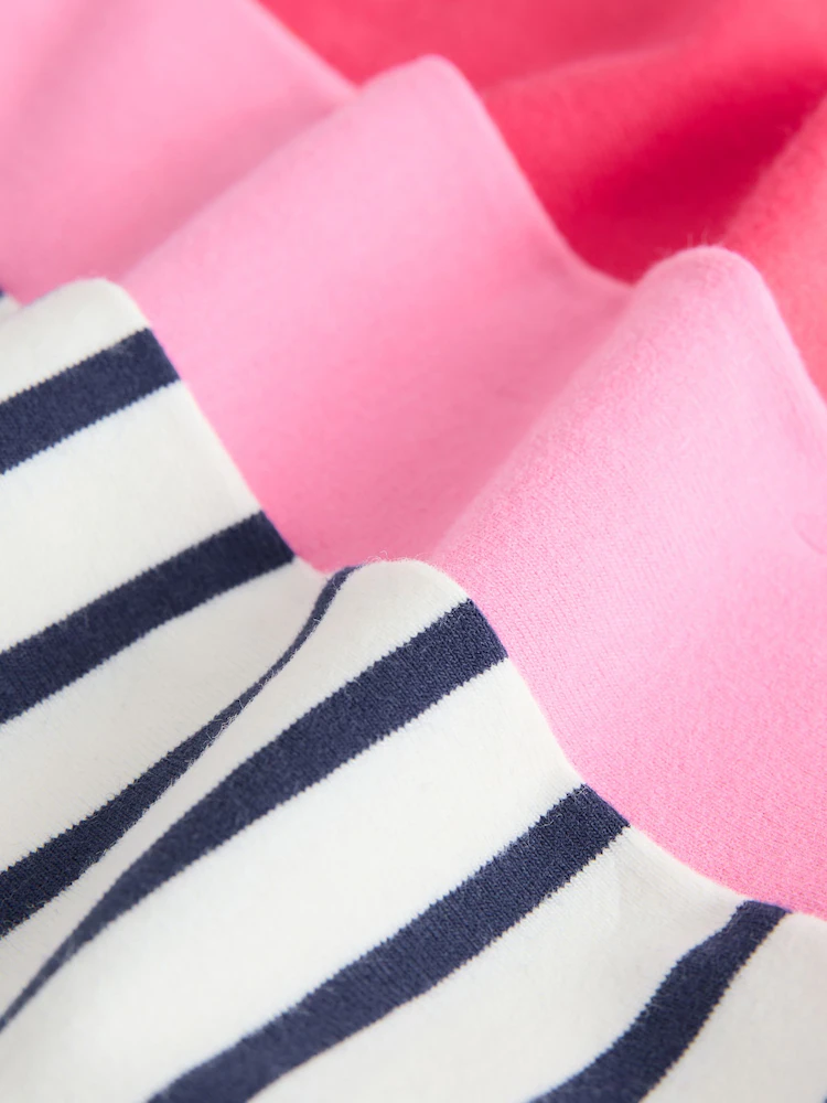 red hearts cycle shorts 3 pack (3mths 7yrs) red hearts cycle shorts 3 pack (3mths 7yrs)