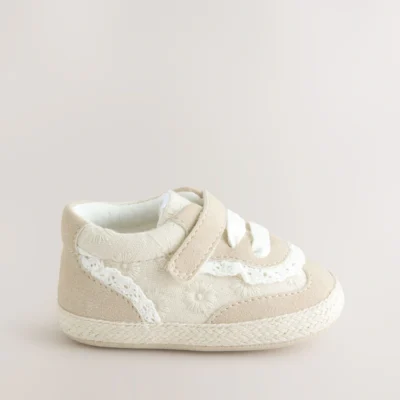 white rainbow baby touch fasten trainers (0 24mths) (copy)