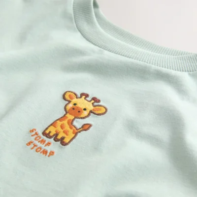 green giraffe short sleeve small graphic t shirt (3mths 7yrs)