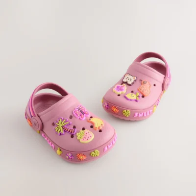pink/red hearts standard fit (f) character clogs (copy)