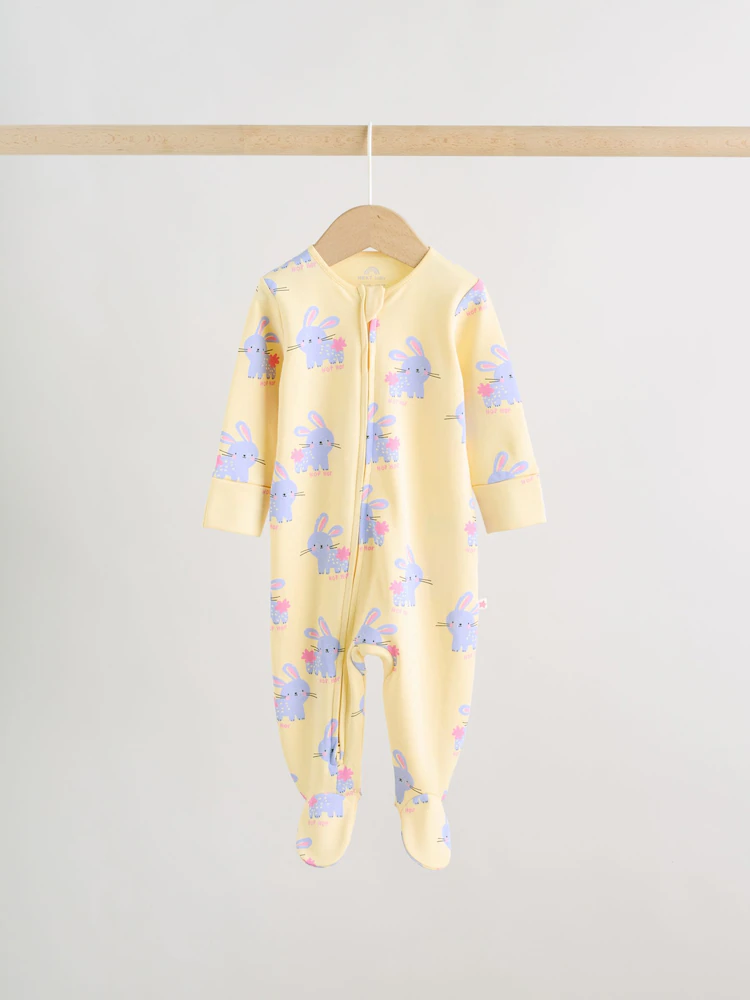 pink/yellow character two way zip baby sleepsuits 3 pack (0mths 2yrs) pink/yellow character two way zip baby sleepsuits 3 pack (0mths 2yrs)