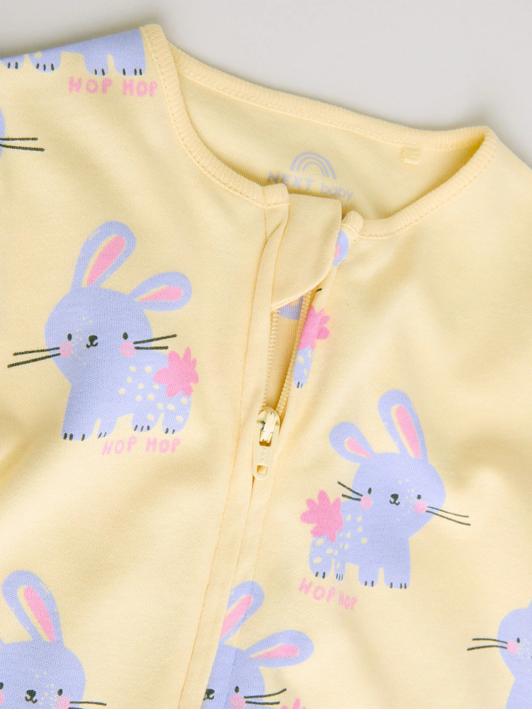 pink/yellow character two way zip baby sleepsuits 3 pack (0mths 2yrs) pink/yellow character two way zip baby sleepsuits 3 pack (0mths 2yrs)