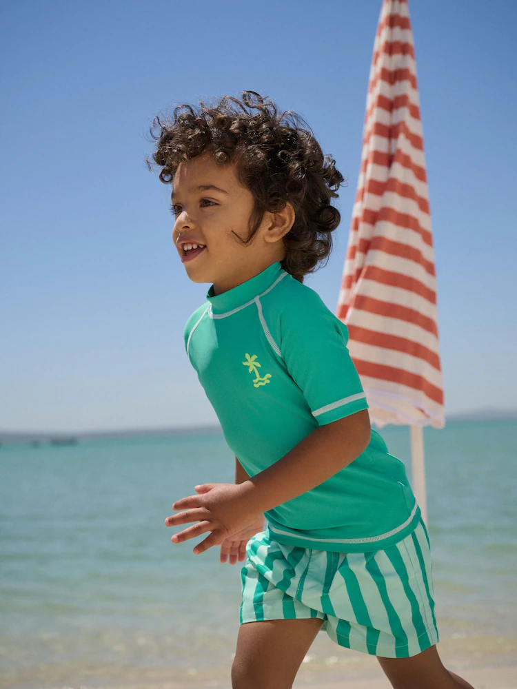 blue/ecru seagull short sleeve sunsafe rash vest and swim shorts set (3mths 7yrs) (copy) blue/ecru seagull short sleeve sunsafe rash vest and swim shorts set (3mths 7yrs) (copy)