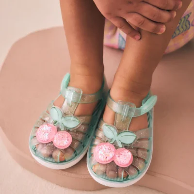 pink jelly sandals (copy)