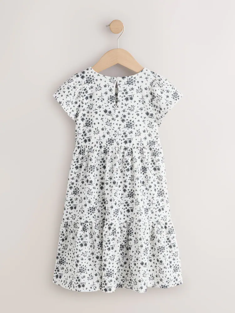 lilac floral angel sleeve crinkle dress (3 16yrs) (copy) lilac floral angel sleeve crinkle dress (3 16yrs) (copy)