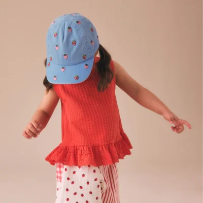 blue/red berries baseball cap (1 16yrs)